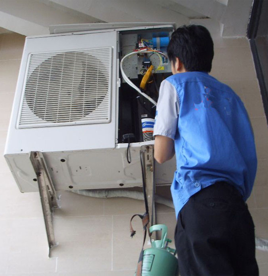 满城空调开机无反应维修